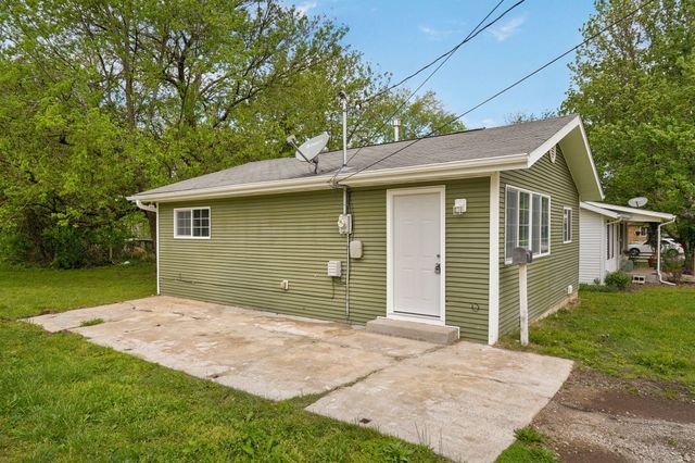 733 N Warren Avenue, Springfield, MO 65802