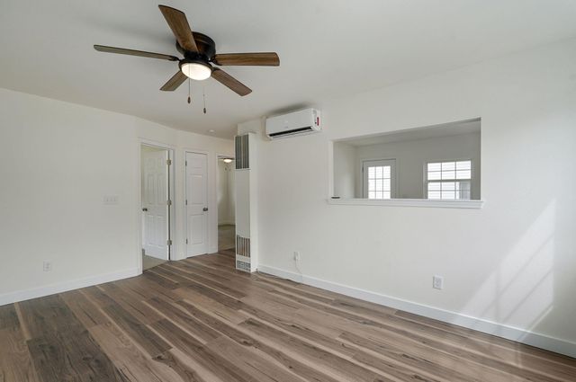 733 N Warren Avenue, Springfield, MO 65802