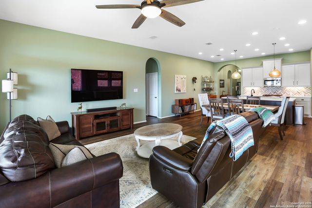 14314 Running Wolf, San Antonio, TX 78245