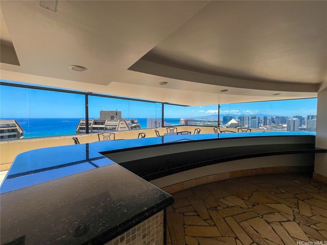 343 Hobron Lane 3701, Honolulu, HI 96815