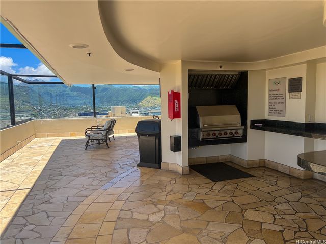 343 Hobron Lane 3701, Honolulu, HI 96815