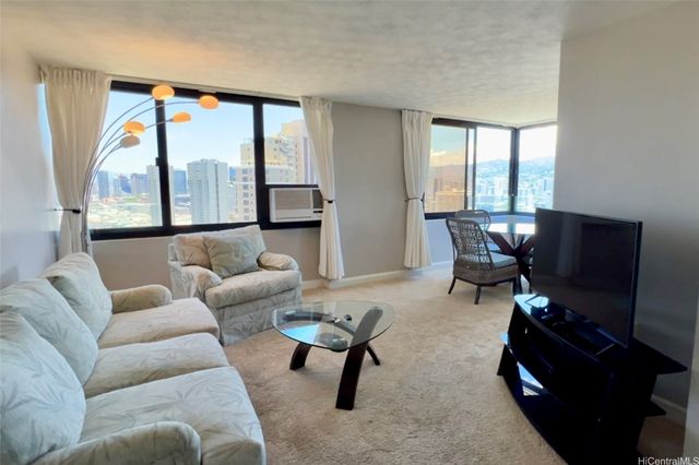 343 Hobron Lane 3701, Honolulu, HI 96815