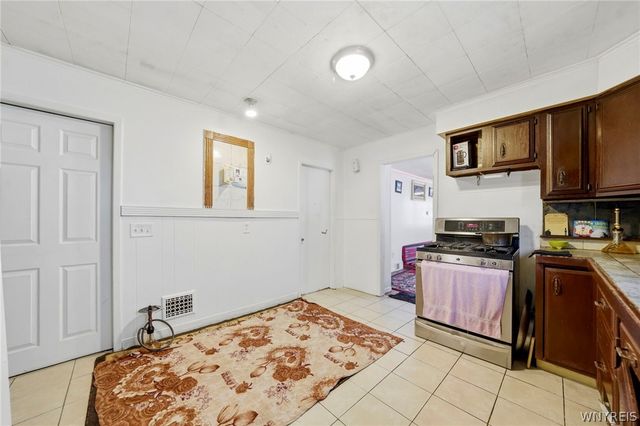 81 Philadelphia Street, Buffalo, NY 14207