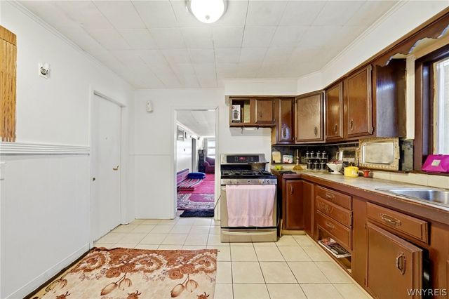 81 Philadelphia Street, Buffalo, NY 14207