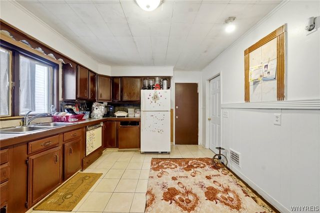 81 Philadelphia Street, Buffalo, NY 14207