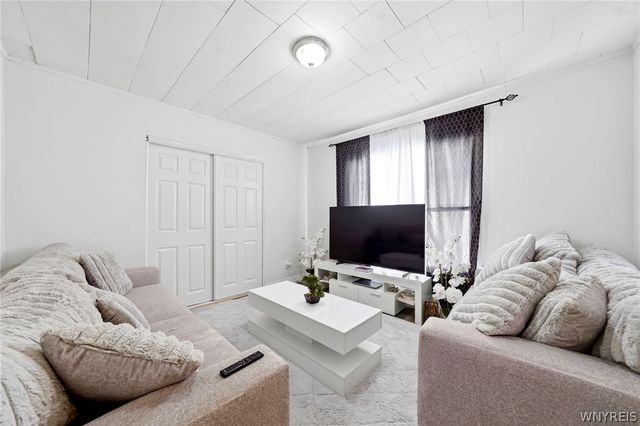 81 Philadelphia Street, Buffalo, NY 14207