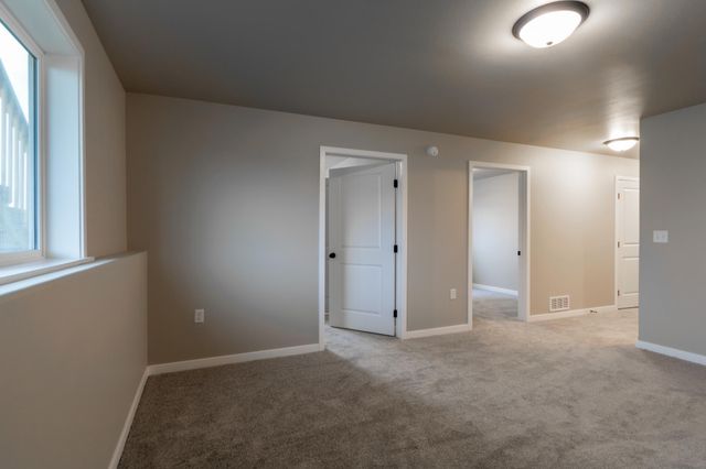 6224 86th Avenue S, Horace, ND 58047