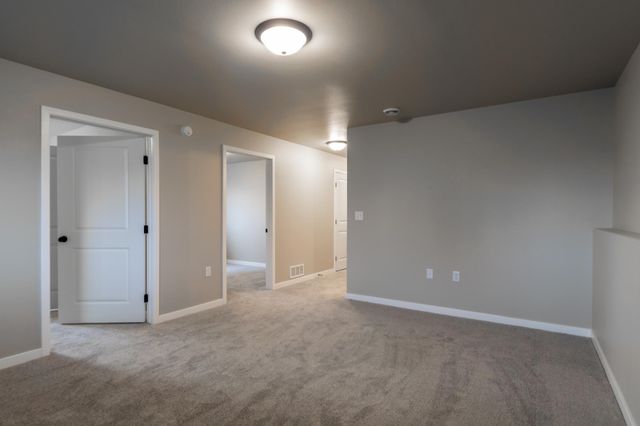 6224 86th Avenue S, Horace, ND 58047