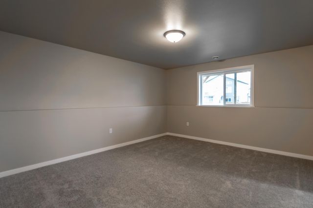 6224 86th Avenue S, Horace, ND 58047