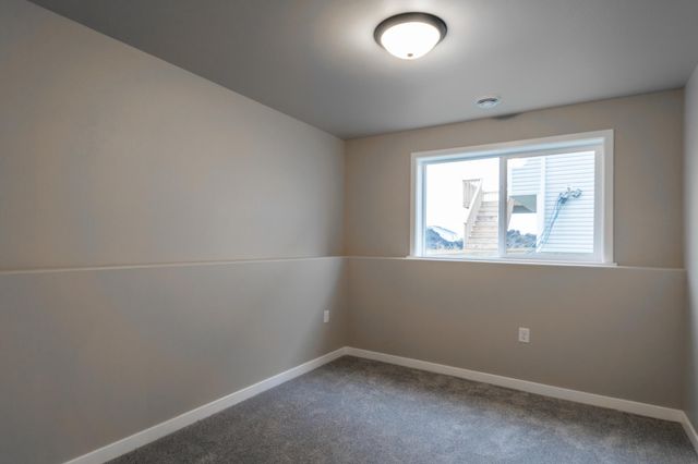 6224 86th Avenue S, Horace, ND 58047