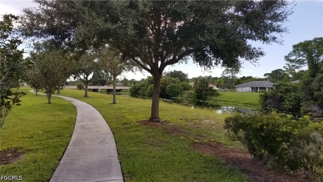1132213008 Hampshire CIR, North Port, FL 34288