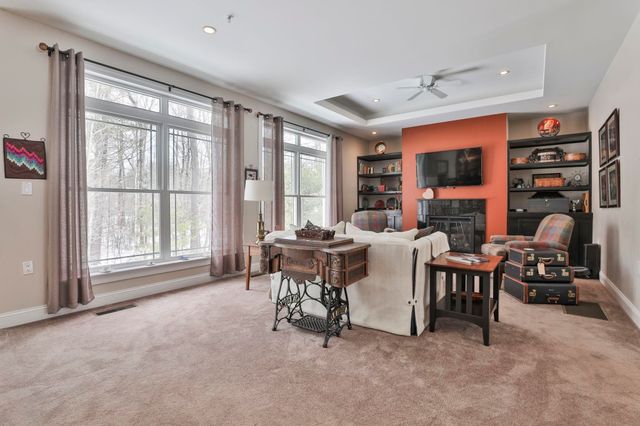 391 Turner Way, Laconia, NH 03246