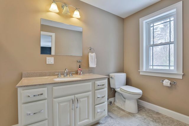 391 Turner Way, Laconia, NH 03246