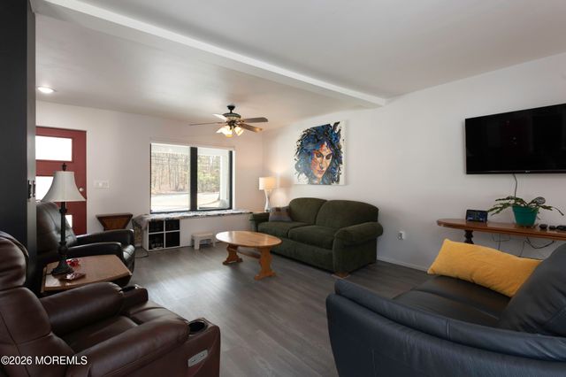 69 Rose Hill Road, Barnegat, NJ 08005