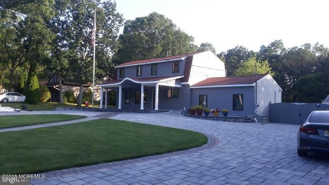 69 Rose Hill Road, Barnegat, NJ 08005