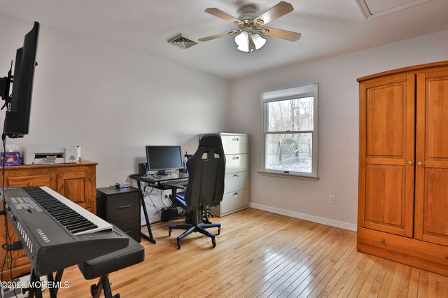 69 Rose Hill Road, Barnegat, NJ 08005