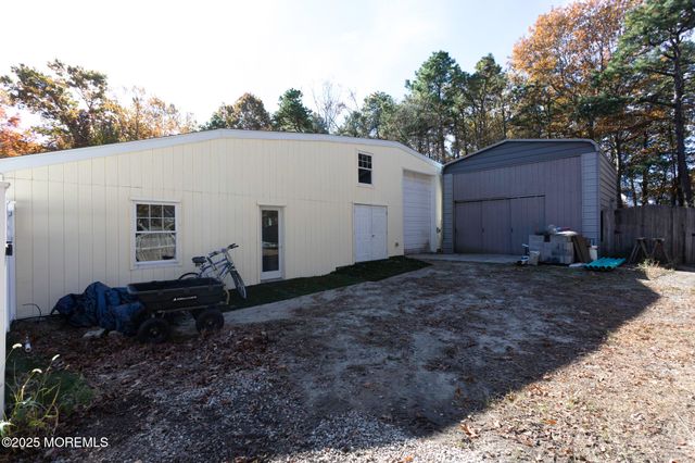 69 Rose Hill Road, Barnegat, NJ 08005