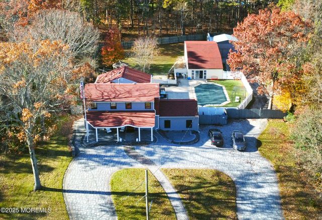 69 Rose Hill Road, Barnegat, NJ 08005