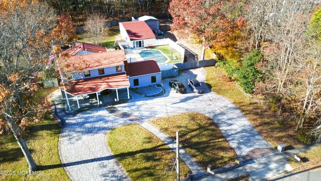 69 Rose Hill Road, Barnegat, NJ 08005