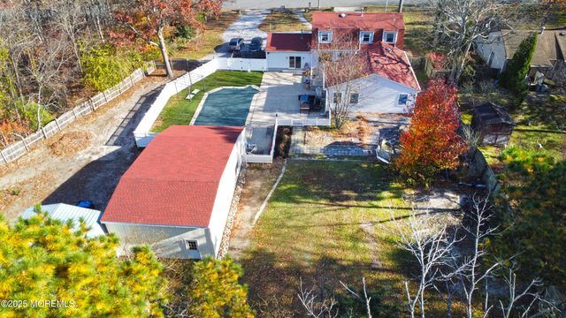 69 Rose Hill Road, Barnegat, NJ 08005