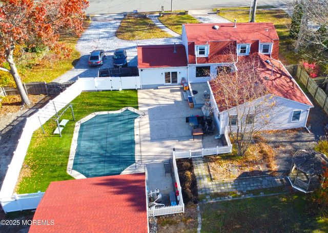 69 Rose Hill Road, Barnegat, NJ 08005