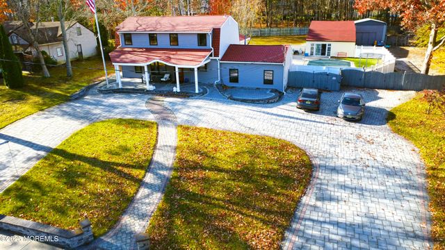 69 Rose Hill Road, Barnegat, NJ 08005