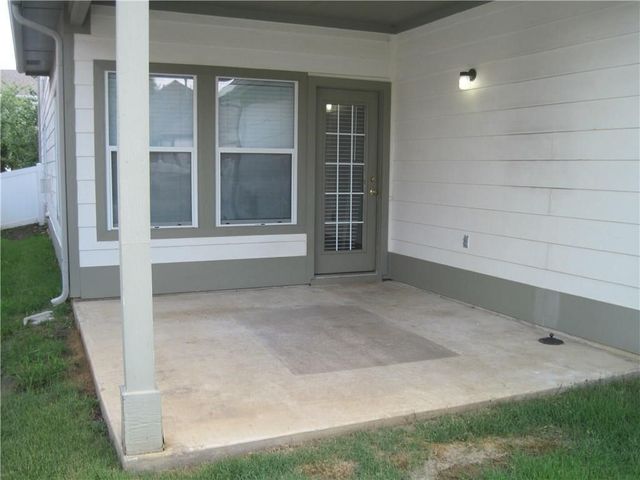 1828 Forsythe Drive, Savannah, TX 76227