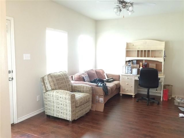 1828 Forsythe Drive, Savannah, TX 76227