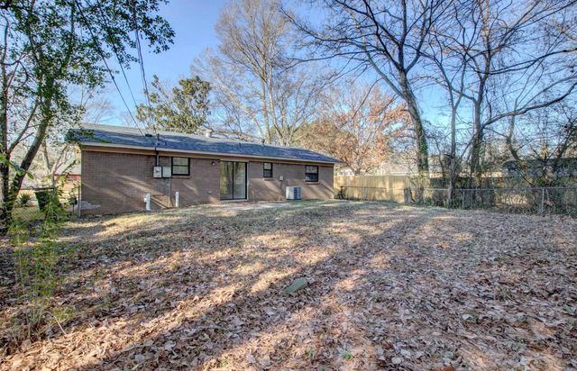 2813 Dorchester Drive, Little Rock, AR 72204