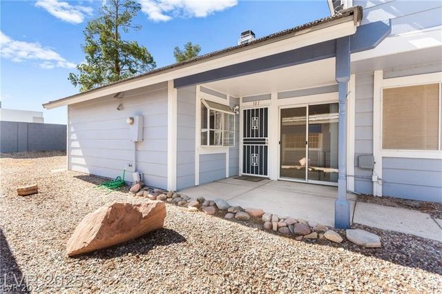 5831 Medallion Drive 101, Las Vegas, NV 89122
