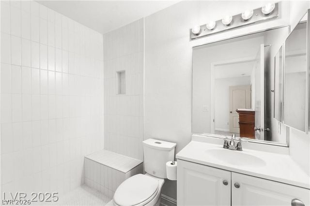 5831 Medallion Drive 101, Las Vegas, NV 89122