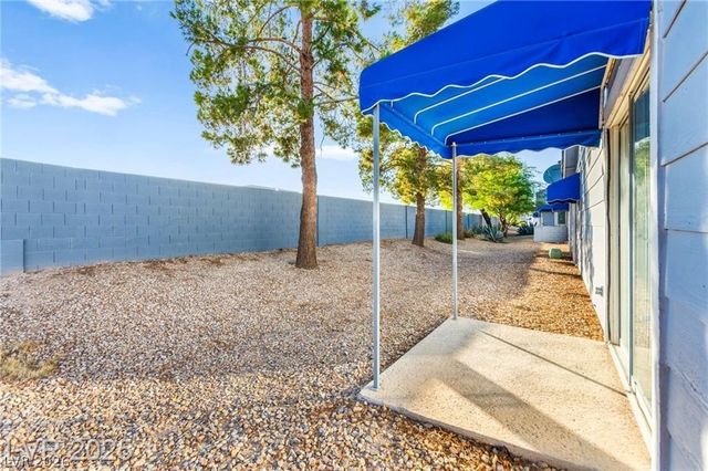 5831 Medallion Drive 101, Las Vegas, NV 89122