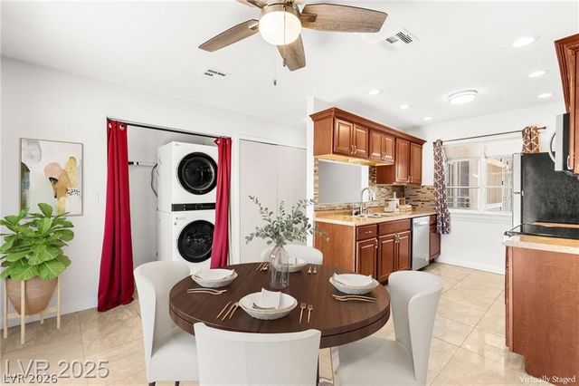 5831 Medallion Drive 101, Las Vegas, NV 89122