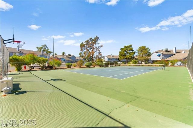 5831 Medallion Drive 101, Las Vegas, NV 89122