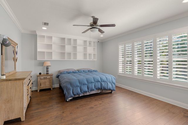 129 Leap Year Lane, Freeport, FL 32439