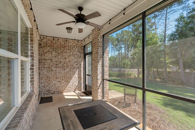 129 Leap Year Lane, Freeport, FL 32439