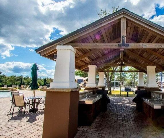 129 Leap Year Lane, Freeport, FL 32439