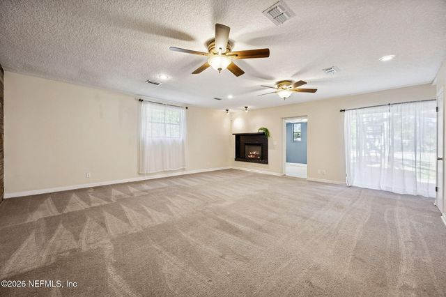 5501 HECKSCHER Drive, Jacksonville, FL 32226