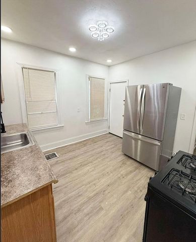 23 Dunlap St, Boston, MA 02124