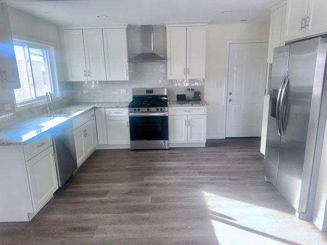 15119 Meadow Lane, Dolton, IL 60419