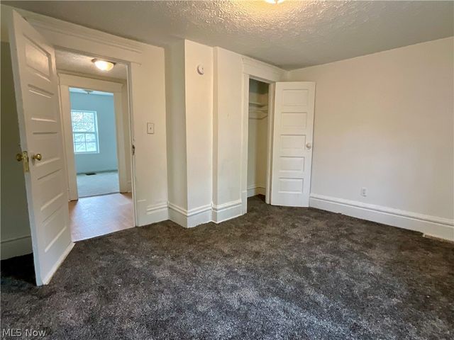 261 Russell Avenue, Akron, OH 44311