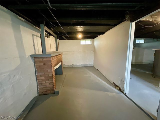 261 Russell Avenue, Akron, OH 44311