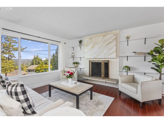 1674 FIRCREST Dr, Lake Oswego, OR 97034