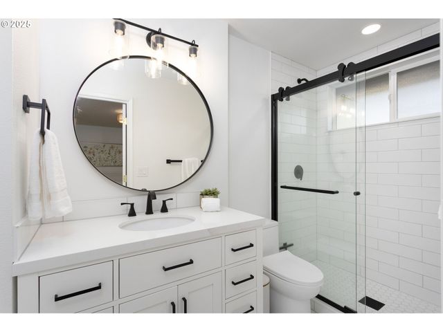 1674 FIRCREST Dr, Lake Oswego, OR 97034