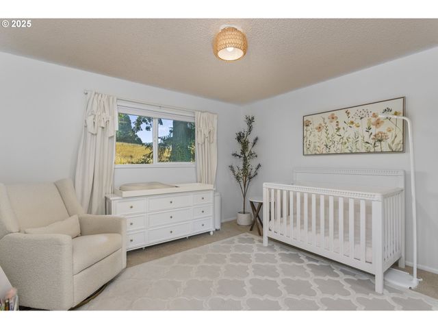 1674 FIRCREST Dr, Lake Oswego, OR 97034