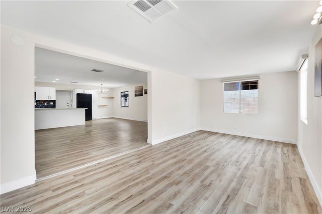 4442 Eureka Circle, Las Vegas, NV 89103