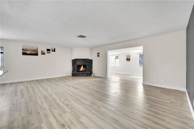 4442 Eureka Circle, Las Vegas, NV 89103