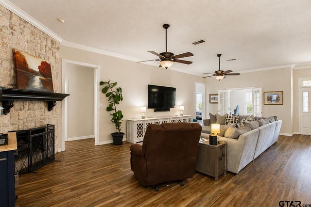 404 Lynn St, Whitehouse, TX 75791