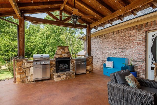 404 Lynn St, Whitehouse, TX 75791
