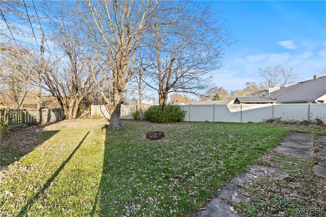 1118 La Salle Avenue, Grand Island, NY 14072